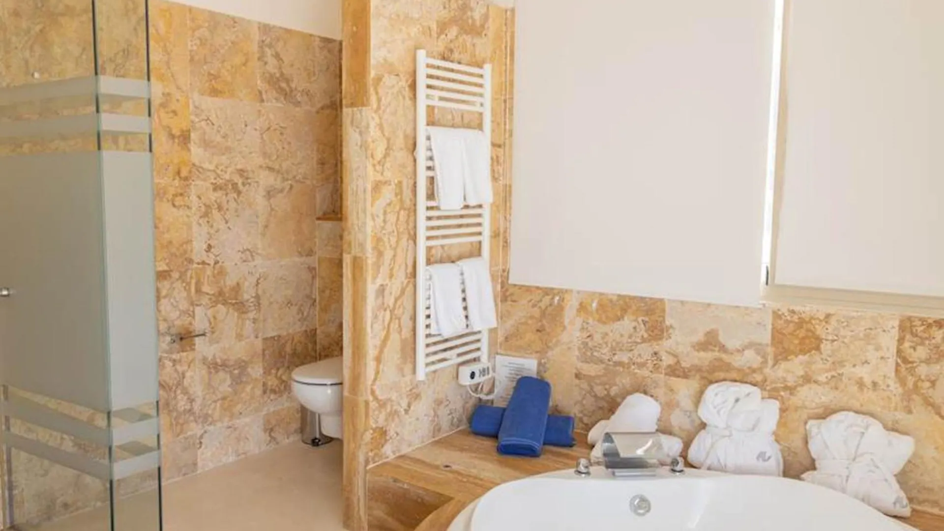 Wonderful Menorca Villa 6 Bedrooms Villa Increible Great Pool And Terrace Area With Stunning Sea Views 苏昂博